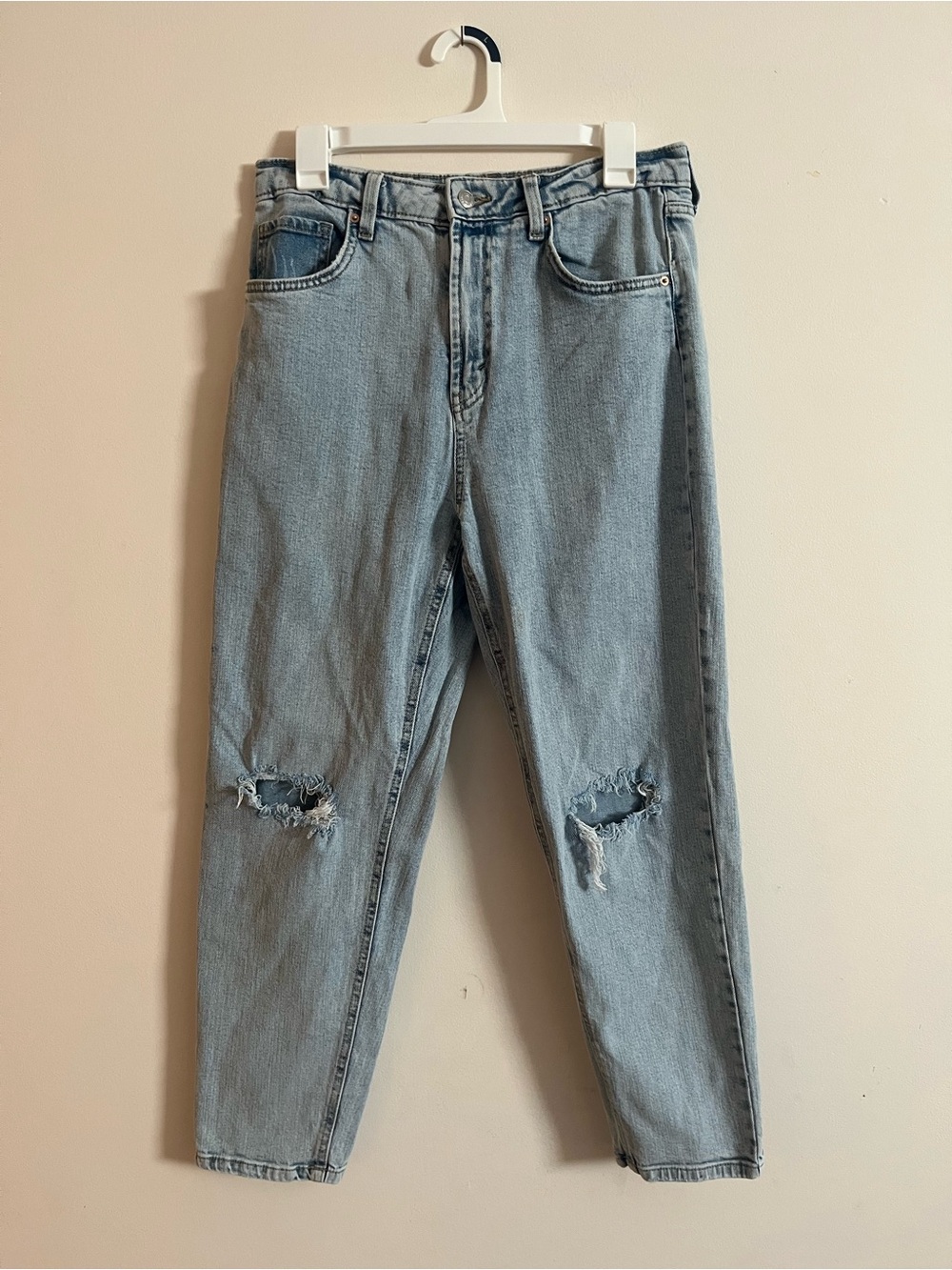 Light blue distressed super high rise mom jeans size 10